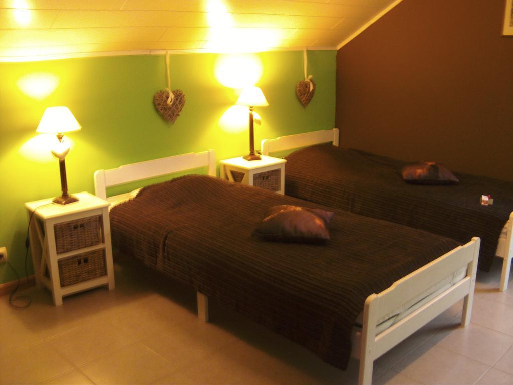 Gite Les Framboisiers Neufchâteau Habitación foto