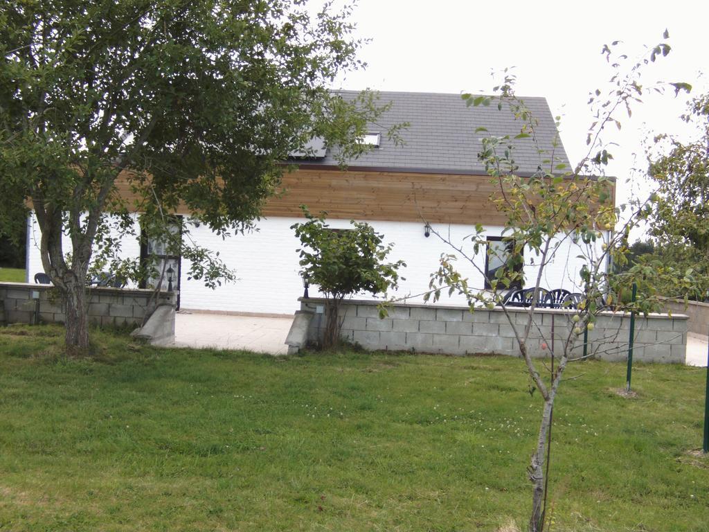 Gite Les Framboisiers Neufchâteau Habitación foto